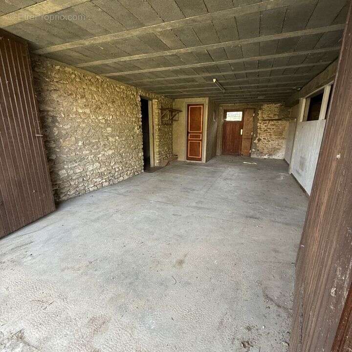 Maison familiale 132 m² - 4 chambres - Sous sol total - photo 22