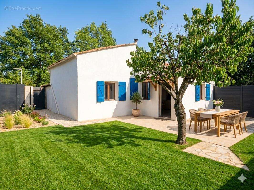 Maison à FAYENCE