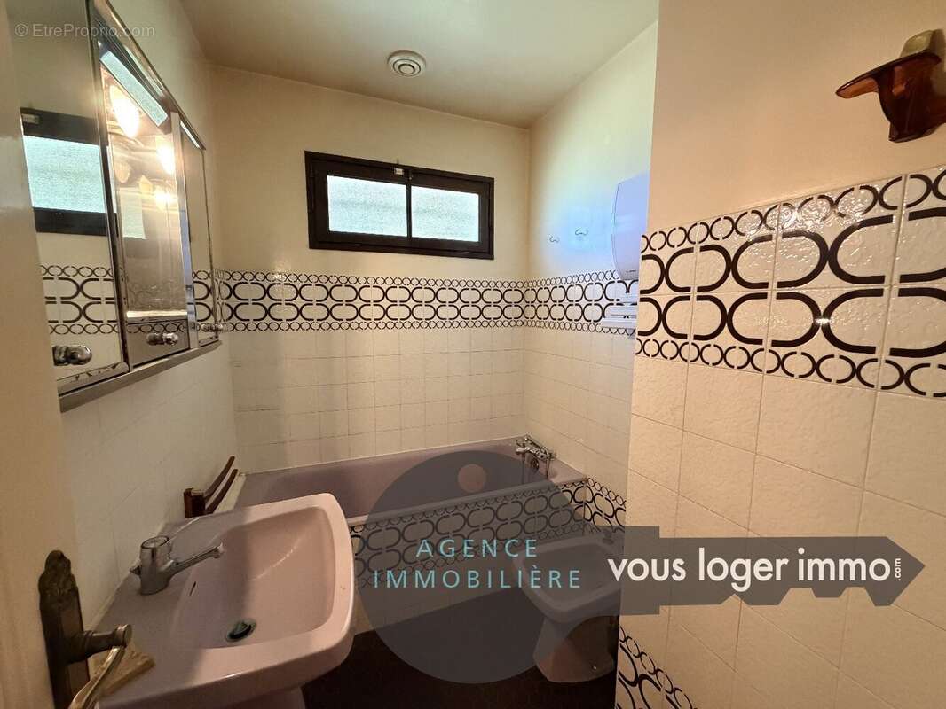 Maison à ROQUETTES