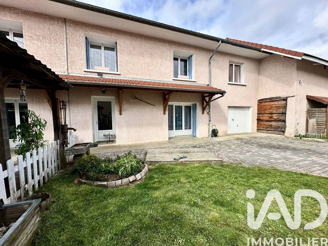 Photo 1 - Maison à APPRIEU