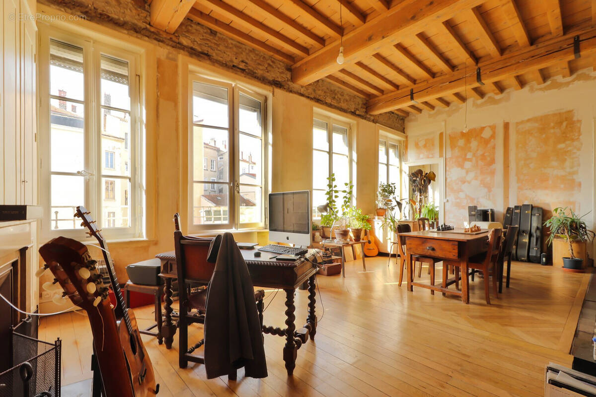 Appartement à LYON-4E