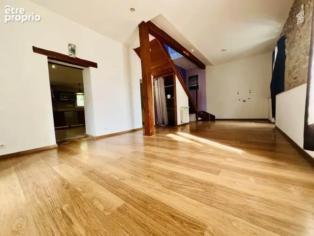 Maison R+1 de 178m2 avec studio et piscine sur un terrain de 562m2 - photo 11