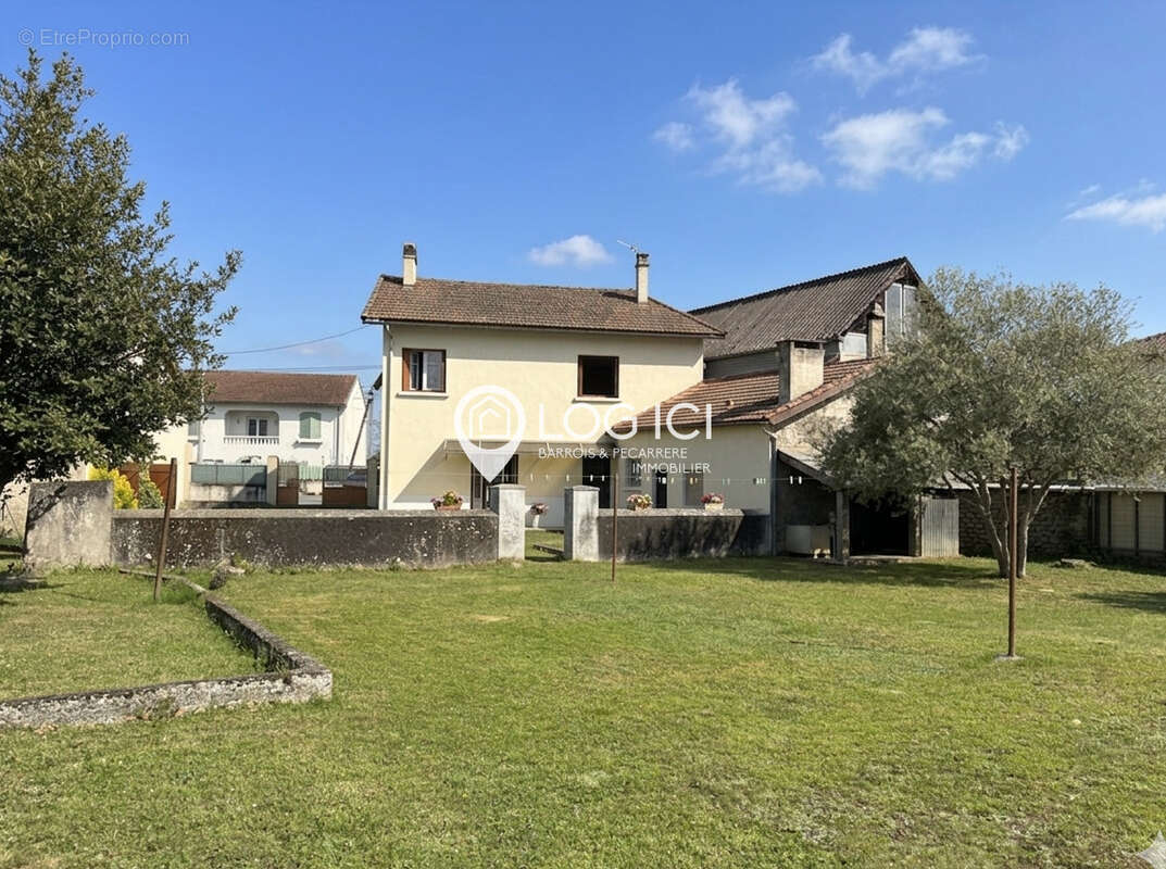 Maison à JUILLAN