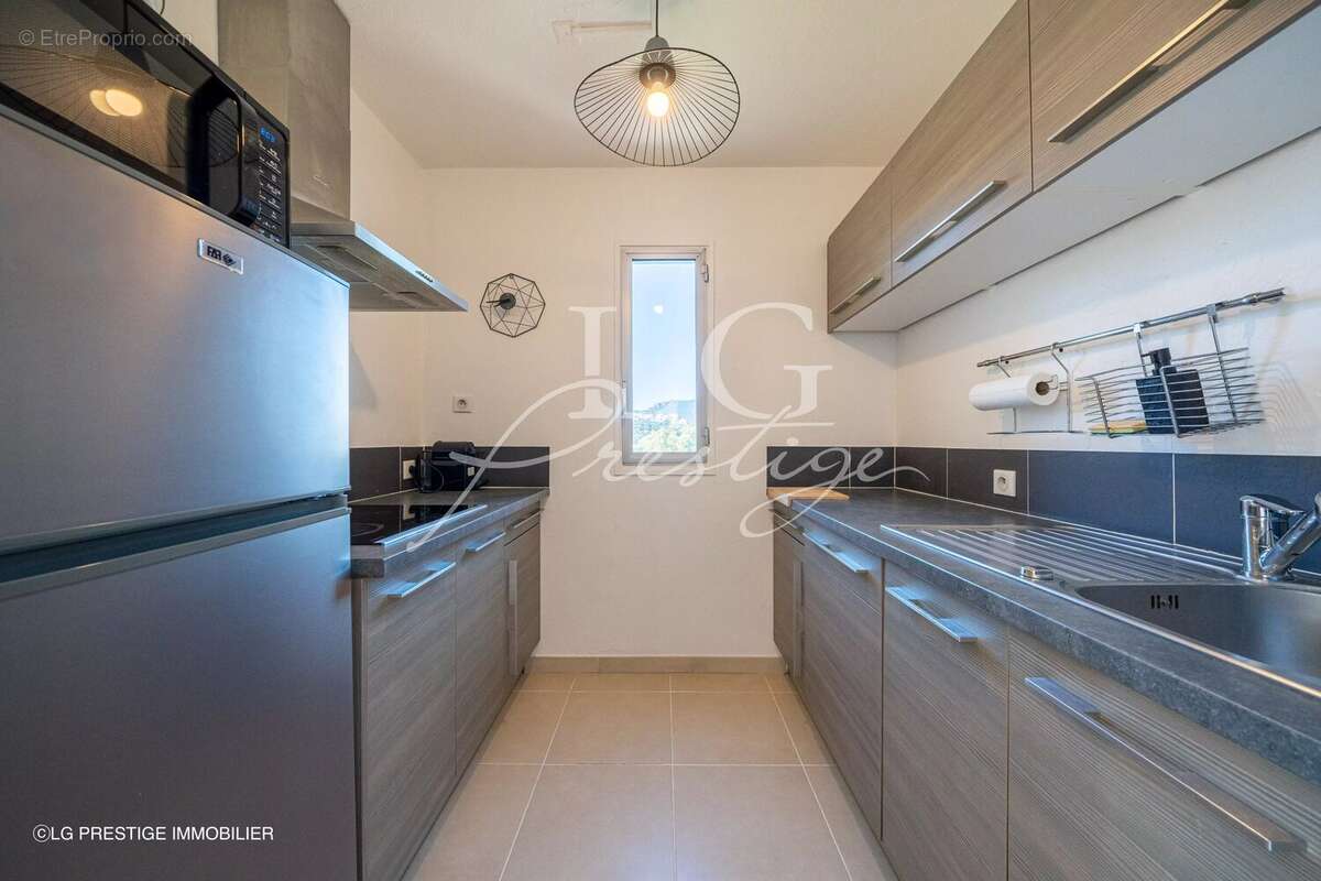 Appartement à MANDELIEU-LA-NAPOULE