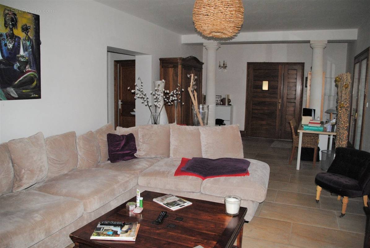 Maison à LA CHAPELLE