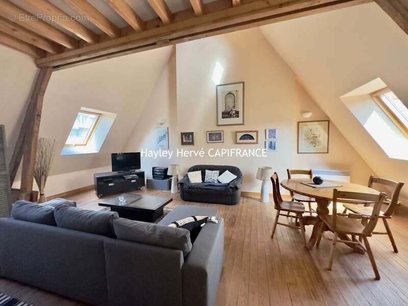 Maison à MORTAIN