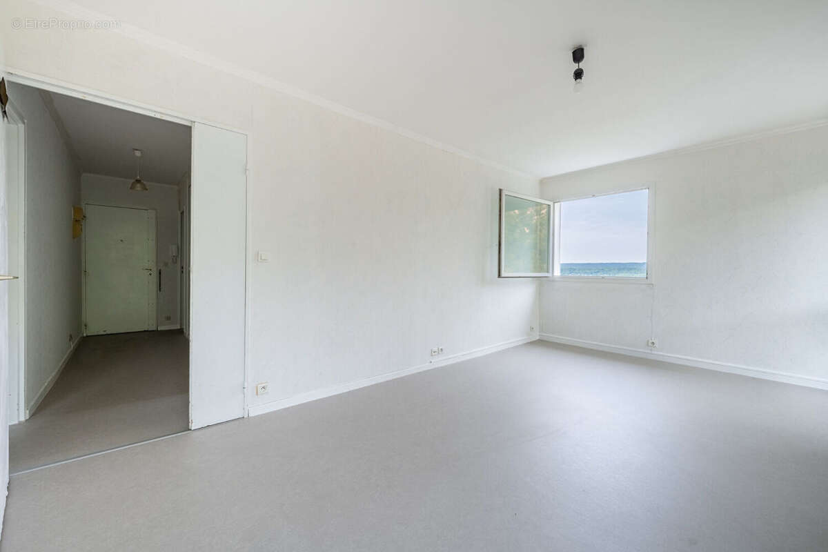 Appartement Cergy 2 pièces 53.9 m2 (Ravalement + isolation récente) - photo 10