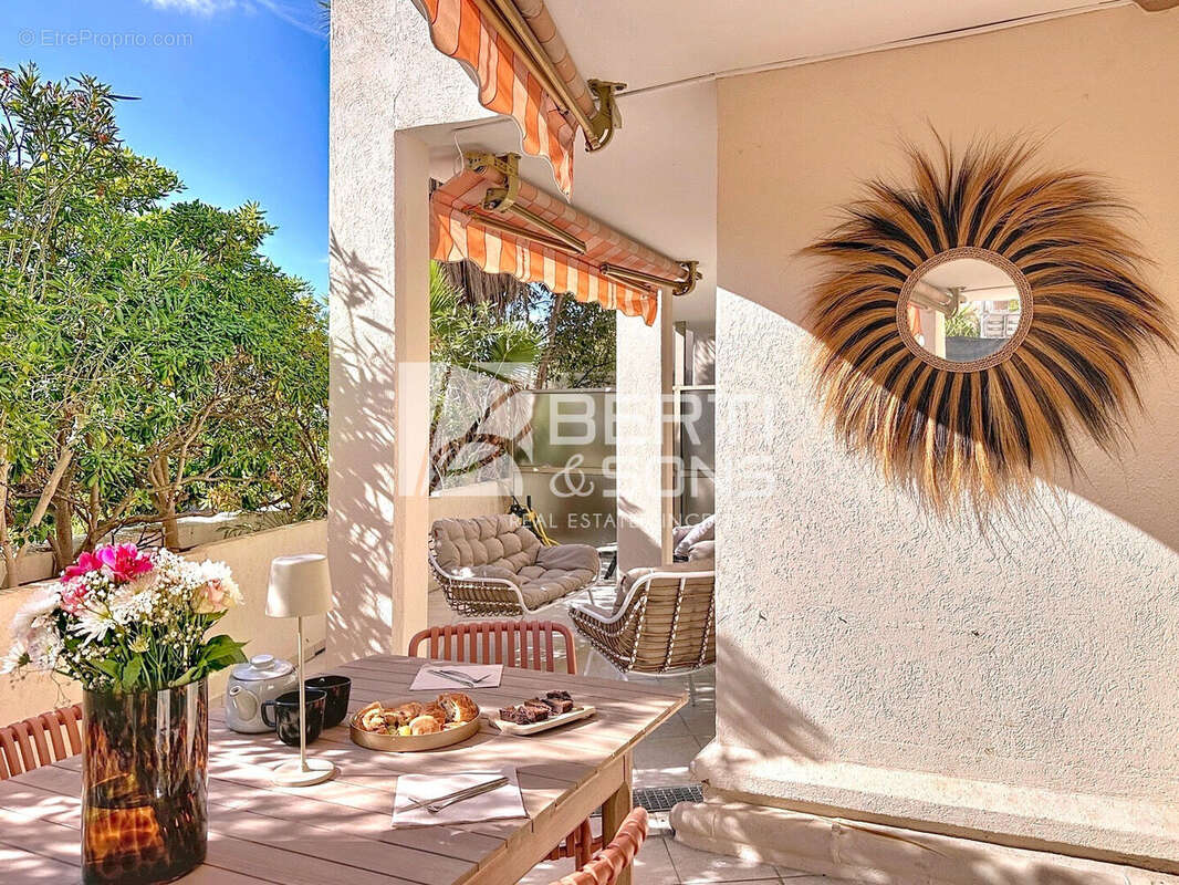 Appartement à LE CANNET