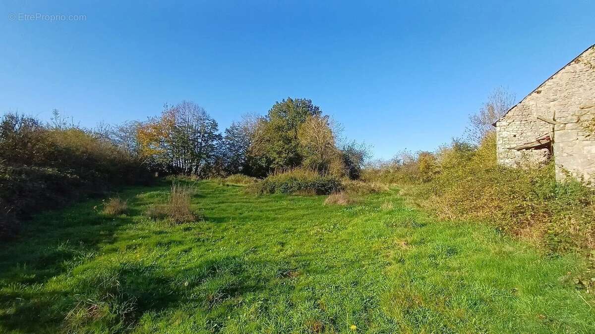 Maison à SAINT-CHABRAIS
