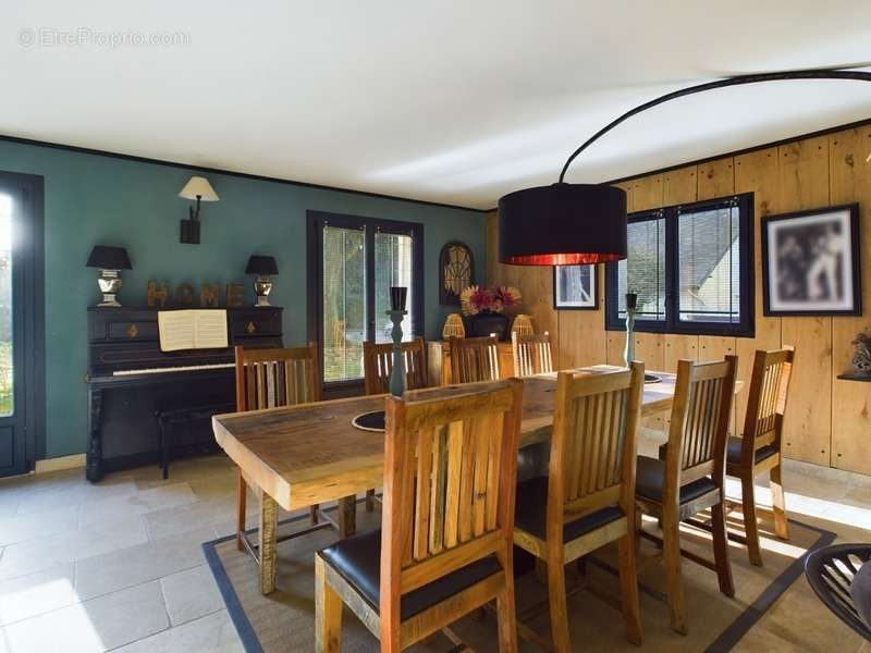 Maison à PONT-L&#039;EVEQUE