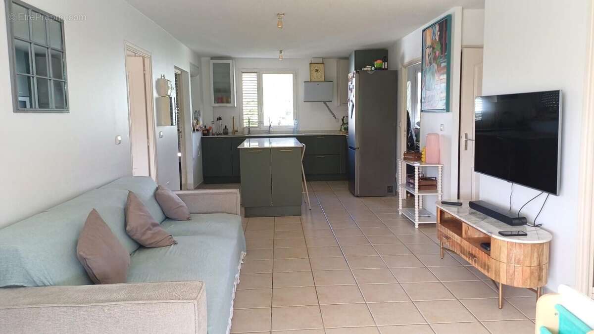 Appartement 87 m² à Fort-De-France  - photo 7