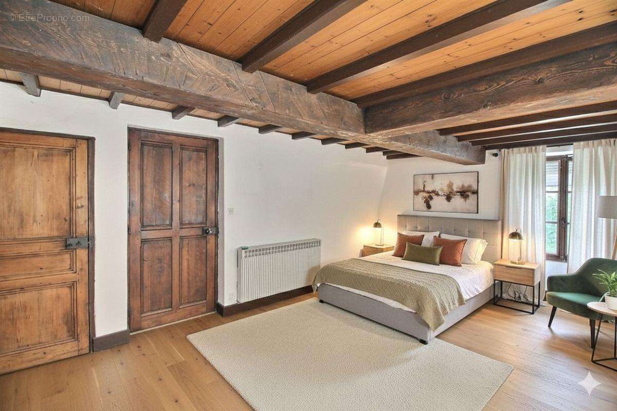Maison à CORBELIN
