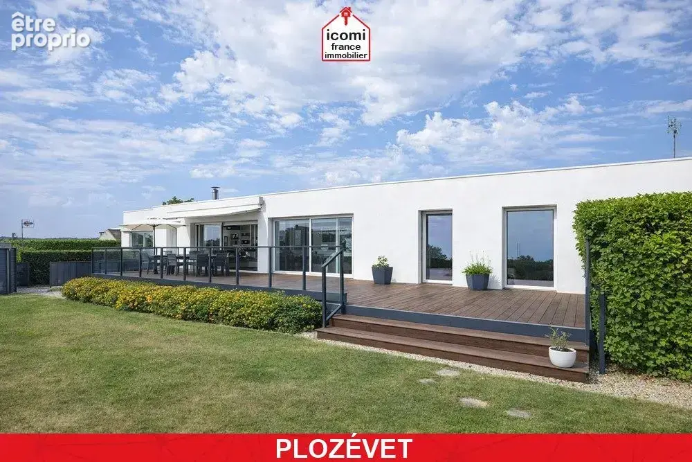Finistere - plozévet (29710) -  a vendre - propriete architecte contemporaine climatisee avec piscine chauffee - piece de vie 60 - photo 1