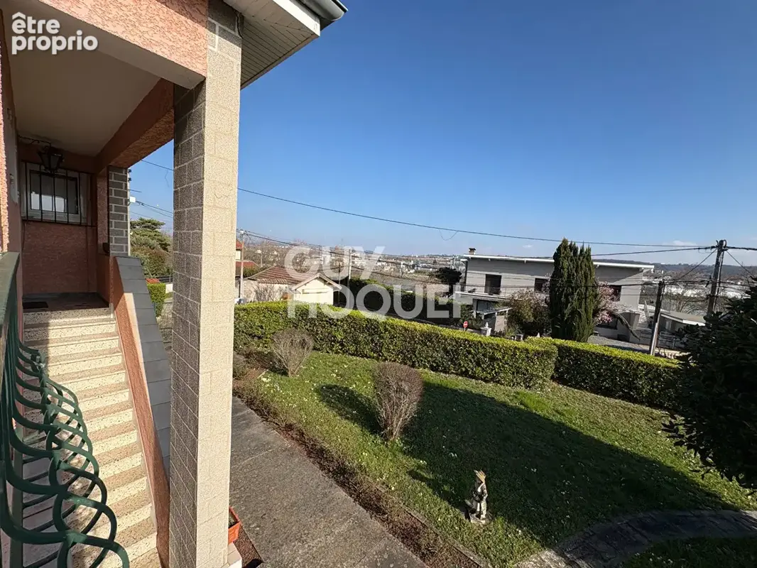 Maison à fort potentiel à Givors (Secteur BANS) : 138 m² répartis en 2 logements - photo 4