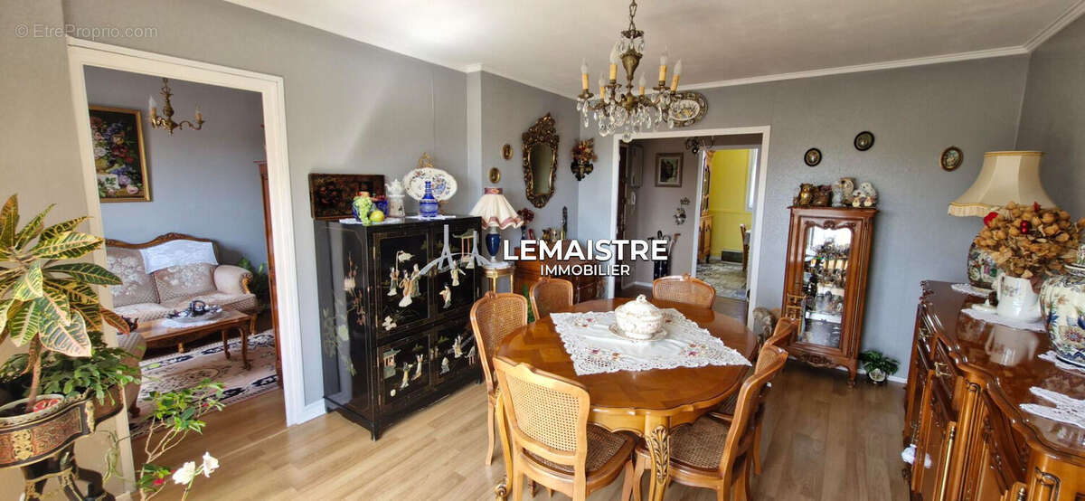 Appartement à vendre - Yvetot Centre-ville - 70 m² - 1 chambre - Résidence sécurisée avec ascenseur - Idéal investisseur - photo 2