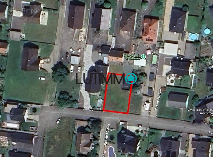 Terrain à HIRTZFELDEN