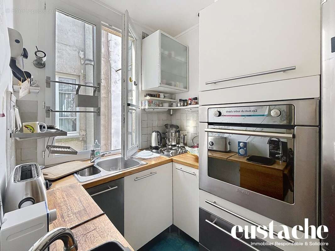 Appartement à PARIS-10E