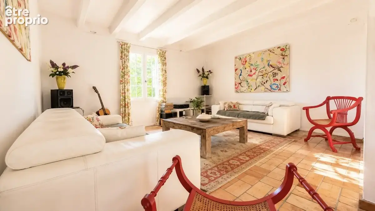 Landaise de caractère rénovée avec dépendances habitables sur plus de 8 400 m². - photo 8