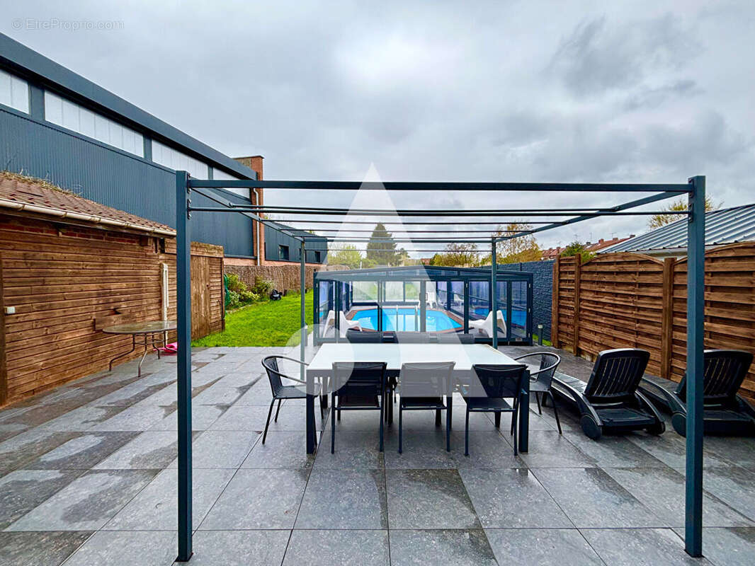 Maison à SIN-LE-NOBLE