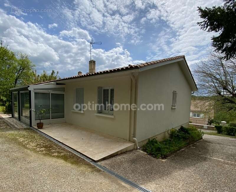 Maison à TOUVRE