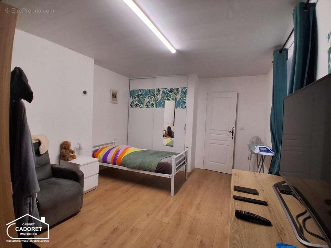   - Maison à PAIMBOEUF