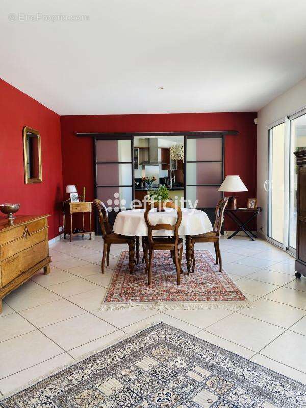 Maison à HAGETMAU