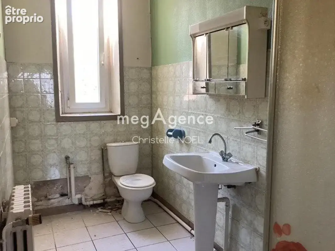 Maison de plain pied,travaux à prévoir,centre l'aiguillon la presqu'ile - photo 8