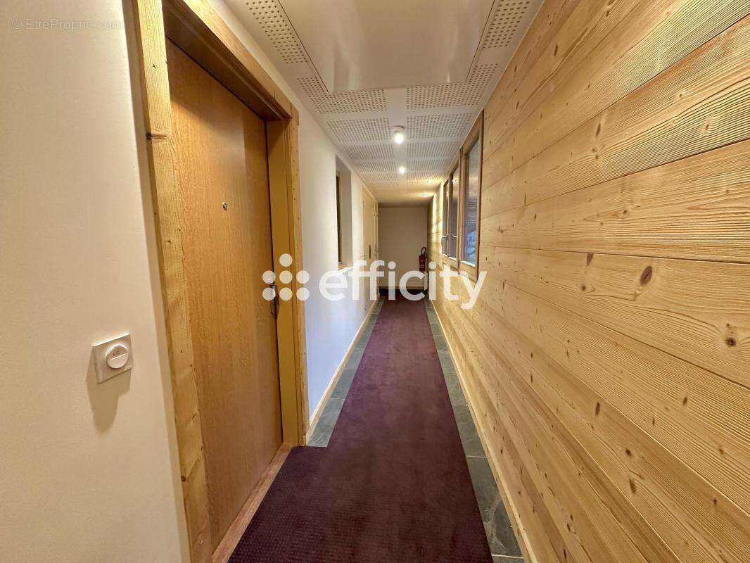 Appartement à SAINT-ETIENNE-DE-TINEE