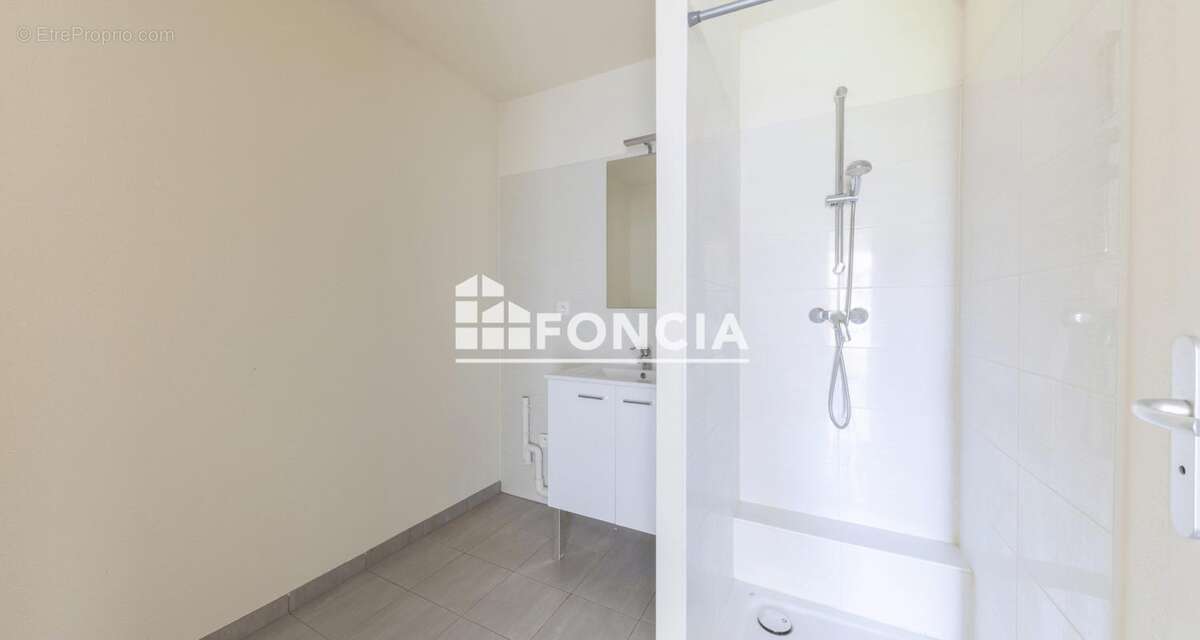 Strasbourg deux-rives - appartement 3p 67m² - photo 6