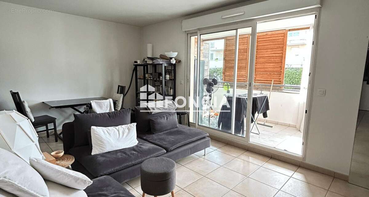 Appartement à MARSEILLE-8E