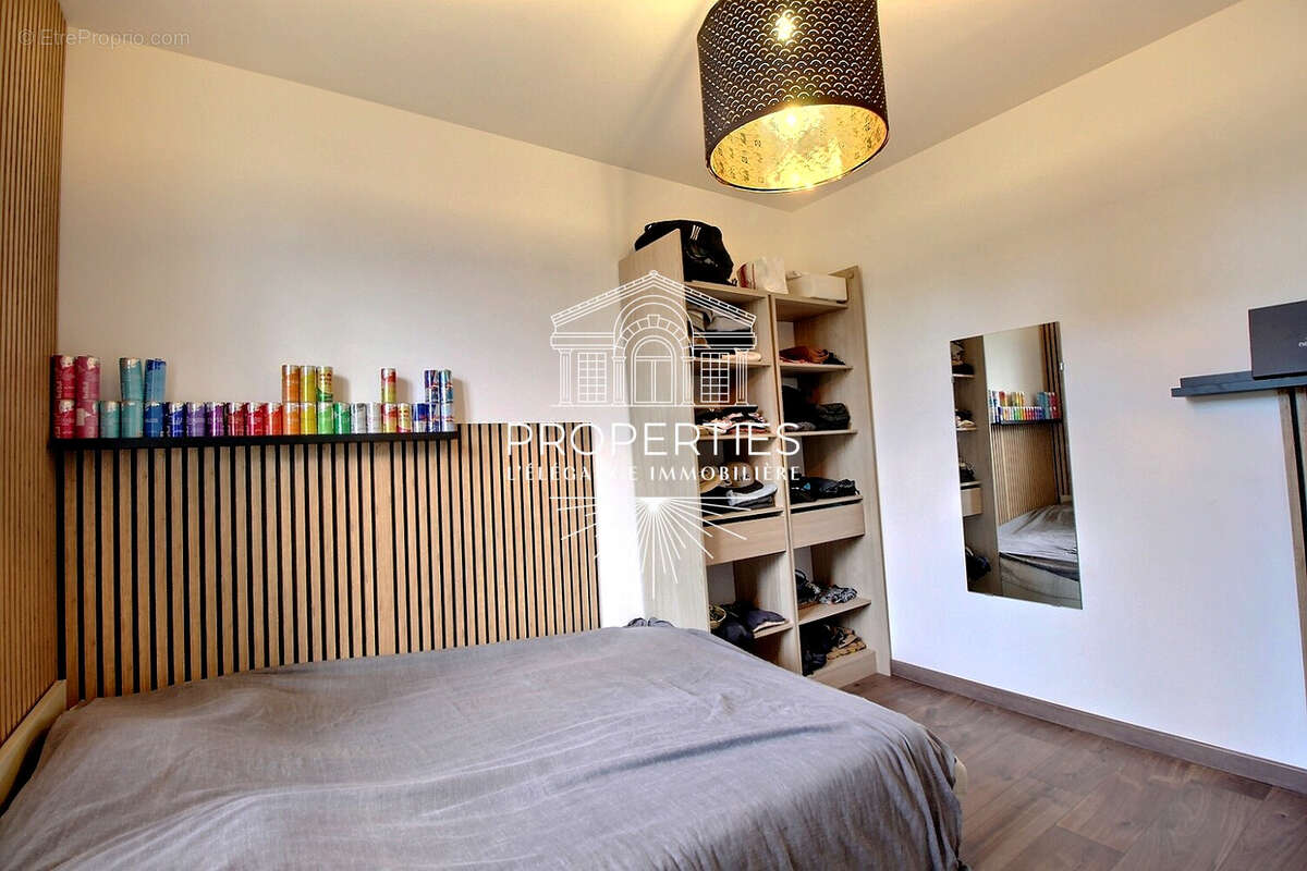 Maison à BORMES-LES-MIMOSAS