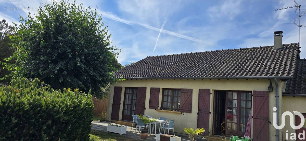 Photo 1 - Maison à CHAMPIGNELLES