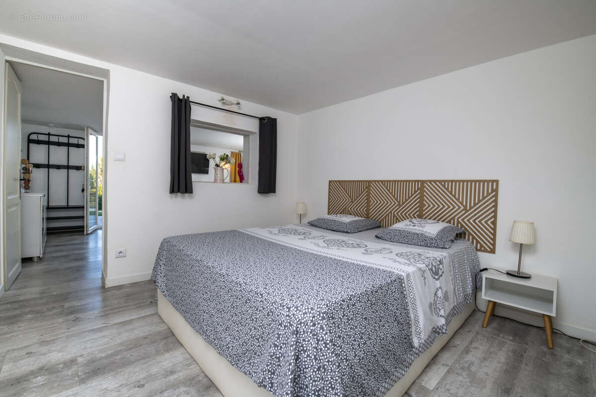 Maison à SIX-FOURS-LES-PLAGES