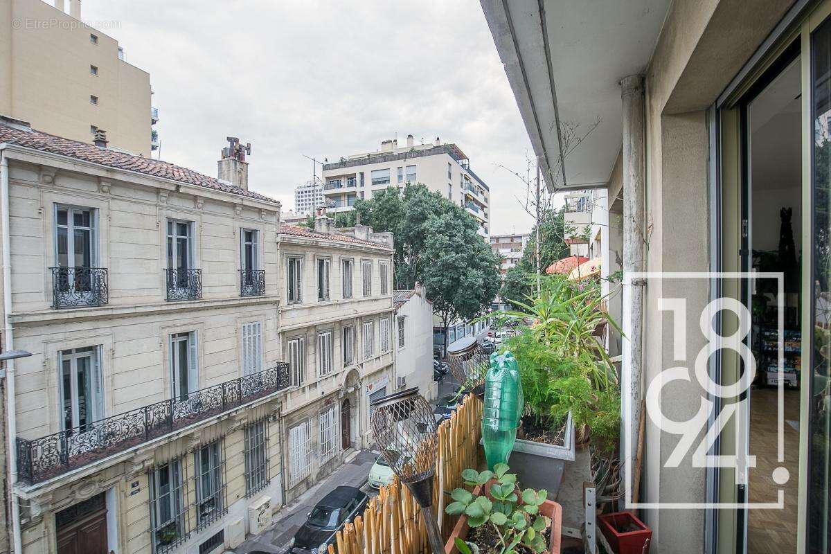 Appartement à MARSEILLE-6E