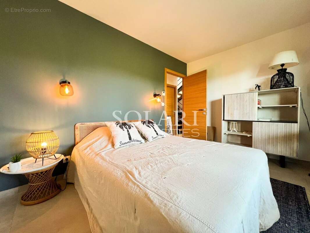 Maison à THEOULE-SUR-MER