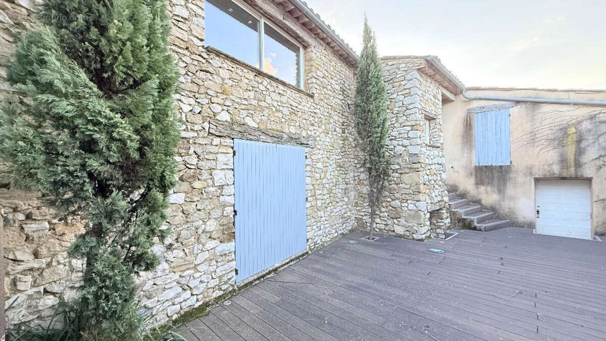 EXCLUSIVITÉ - à vendre ancienne bergerie restaurée- charme et sérénité au pied du Mont Ventoux - photo 4
