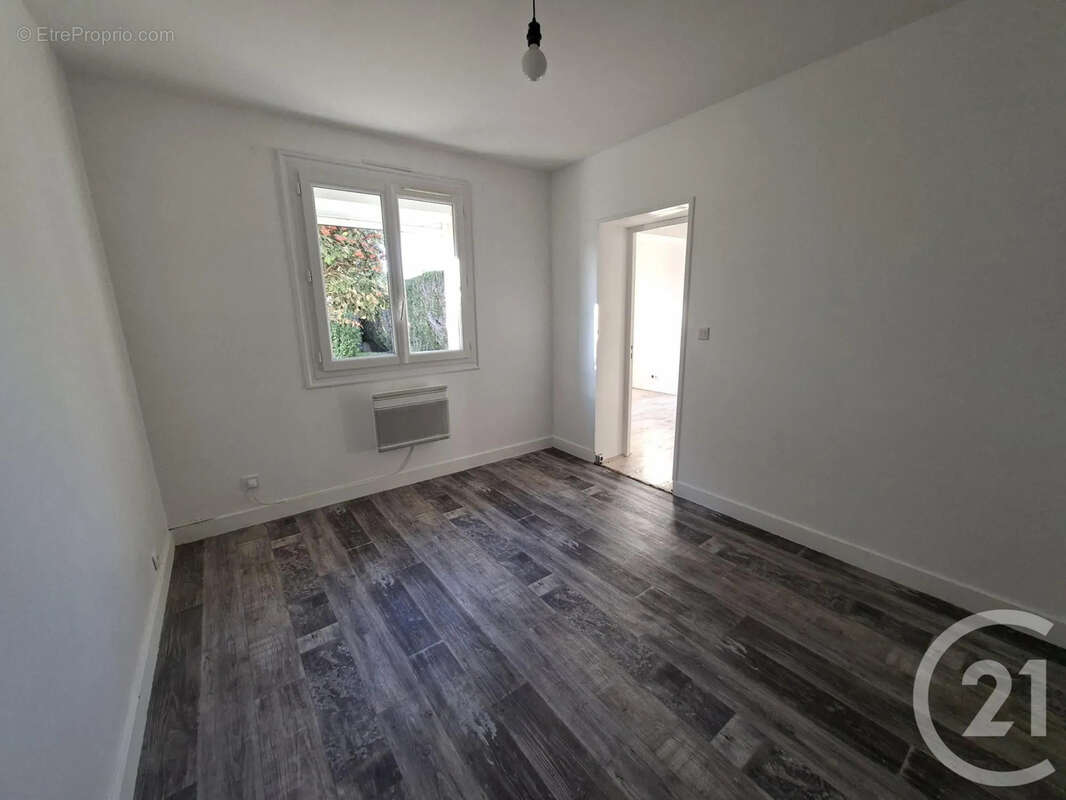 Maison à SAINT-YRIEIX-SUR-CHARENTE