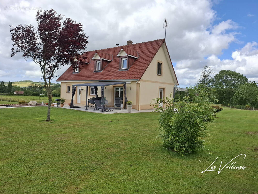 Maison à FREAUVILLE