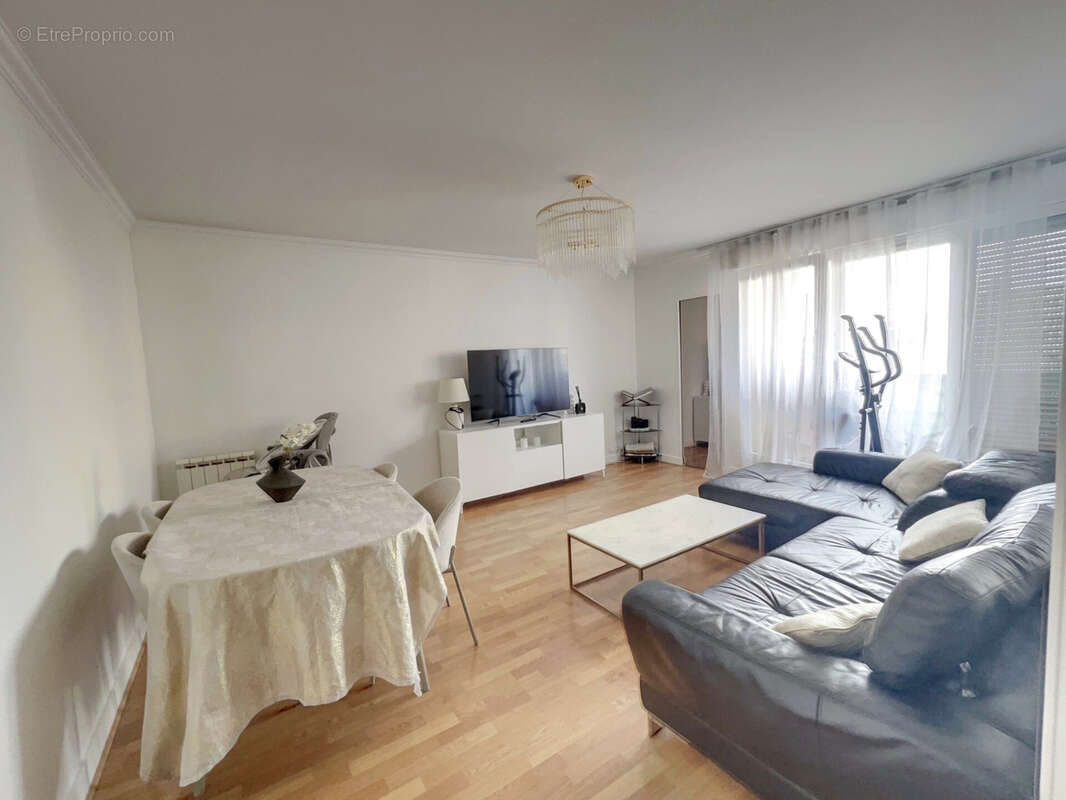 Appartement a vendre 3 pieces 68m2 - centre ville - photo 4