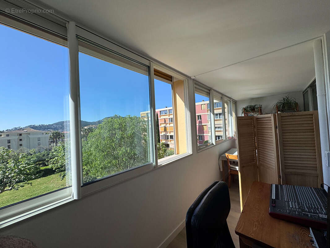 Appartement à HYERES