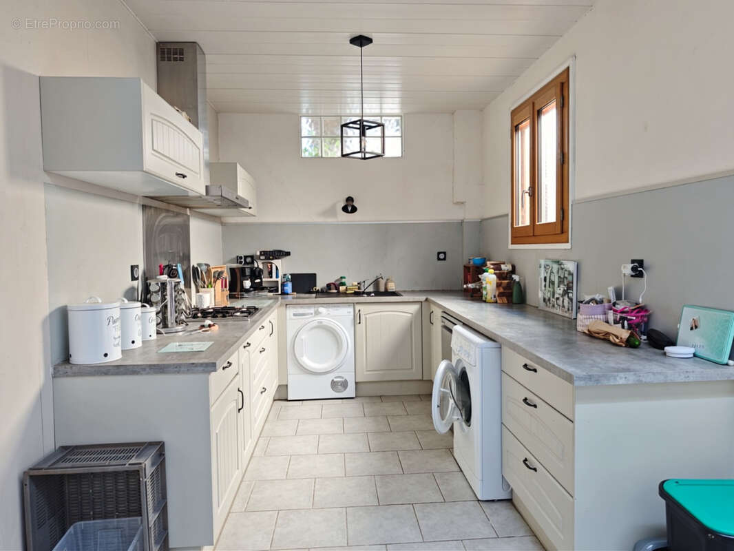 Maison à CHATEAUNEUF-SUR-CHARENTE