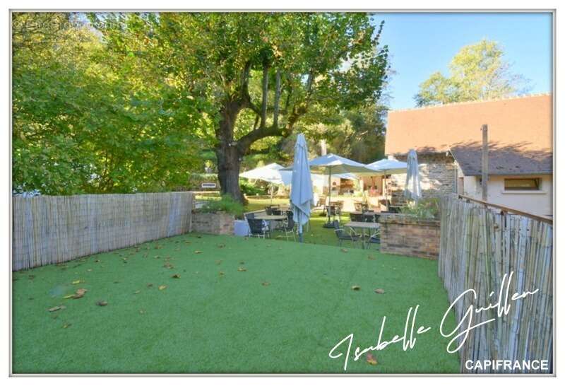 Maison à NERIS-LES-BAINS