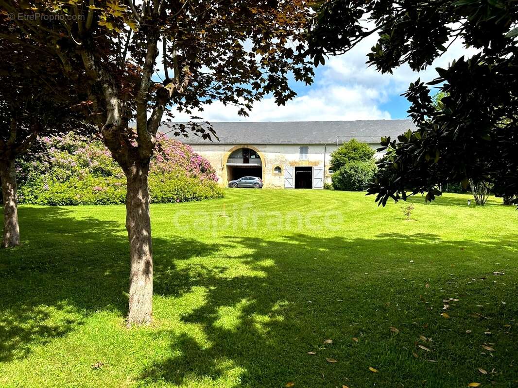 Maison de maitre à vendre 13 pièces LANOUAILLE (24) 2.6 hectares - photo 64