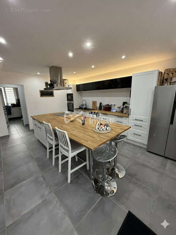Maison 160 m² à Vandy  - photo 2