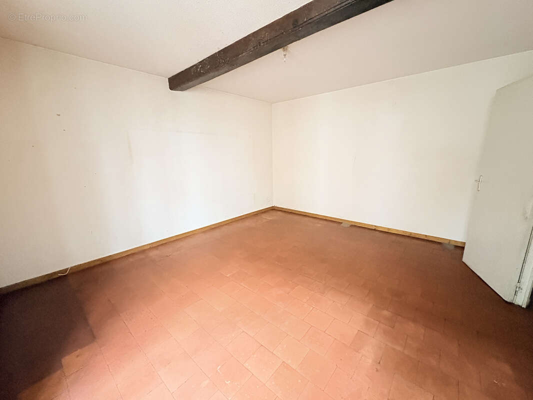 Appartement à SAINT-SYMPHORIEN-DE-LAY