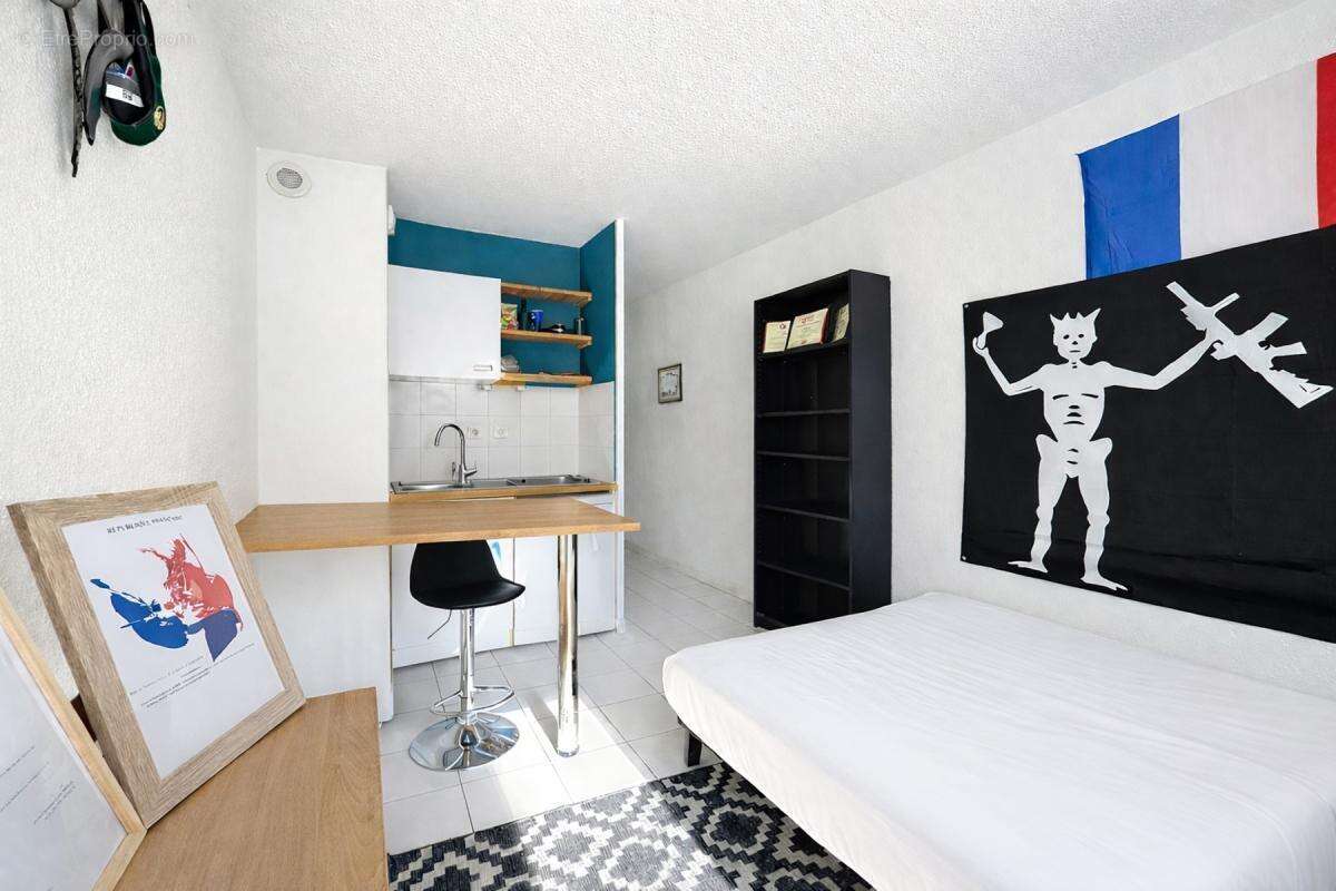 Appartement à MARSEILLE-5E