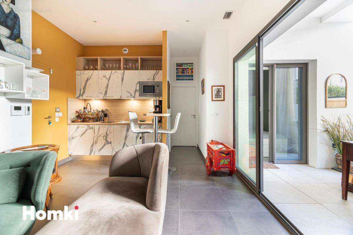 Appartement à MARSEILLE-2E