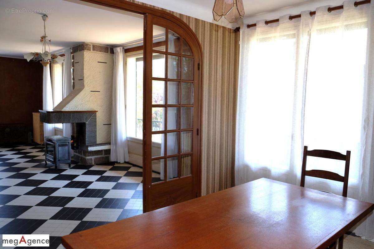 Belle maison familiale avec appartement F1 indépendant à 10 minutes de Tulle - photo 7