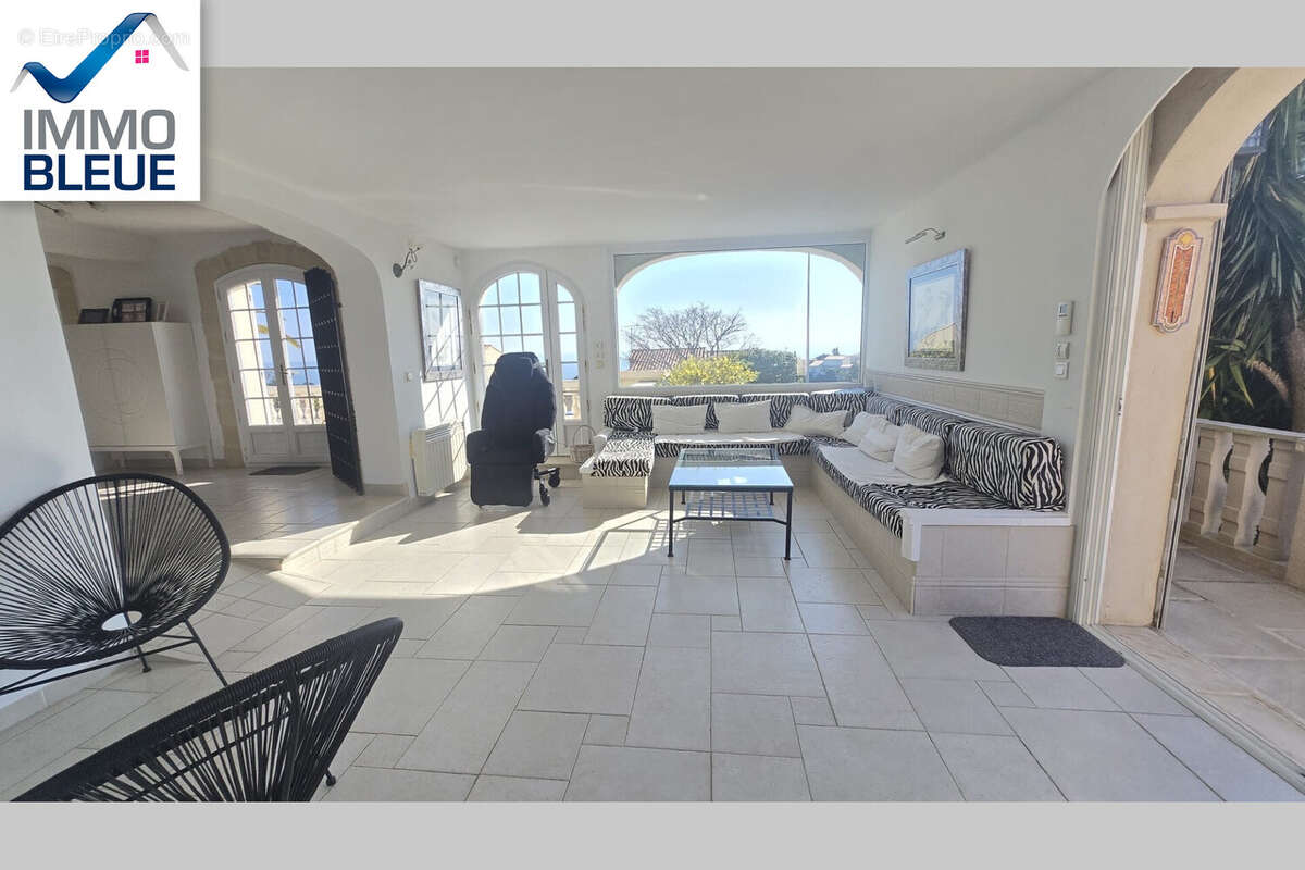 Maison à SAUSSET-LES-PINS