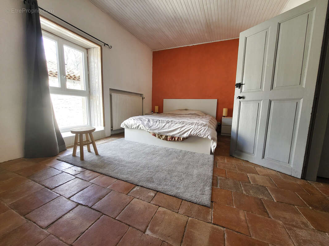 Maison à SAINT-CLEMENT